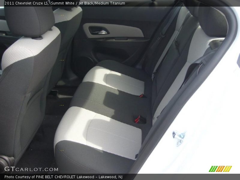  2011 Cruze LS Jet Black/Medium Titanium Interior