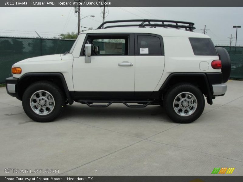 Iceberg White / Dark Charcoal 2011 Toyota FJ Cruiser 4WD