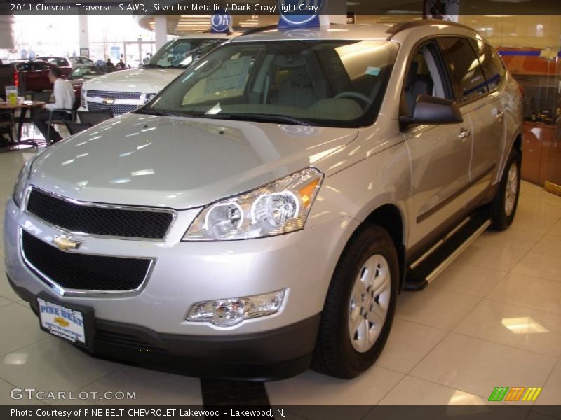 Silver Ice Metallic / Dark Gray/Light Gray 2011 Chevrolet Traverse LS AWD