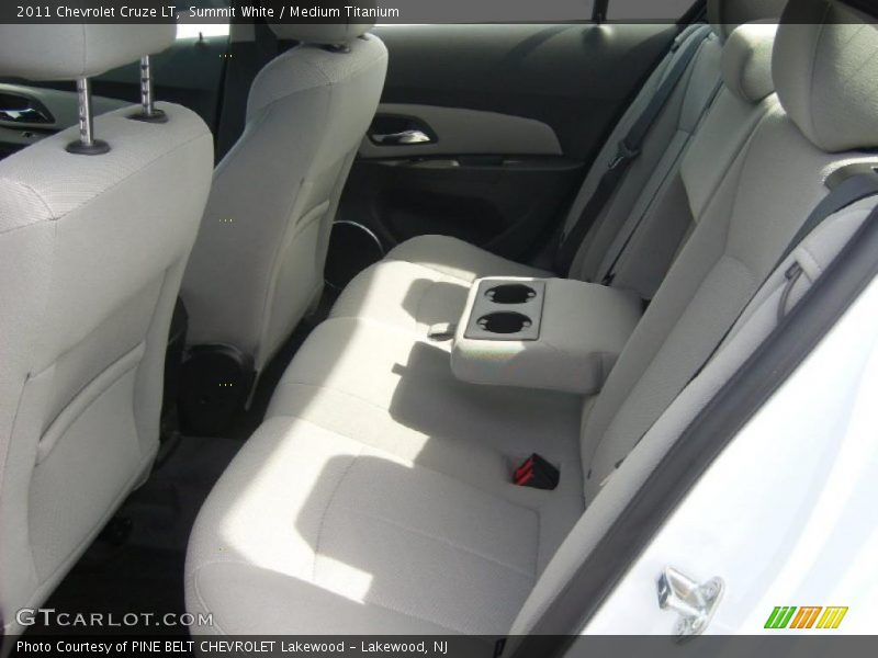 Summit White / Medium Titanium 2011 Chevrolet Cruze LT
