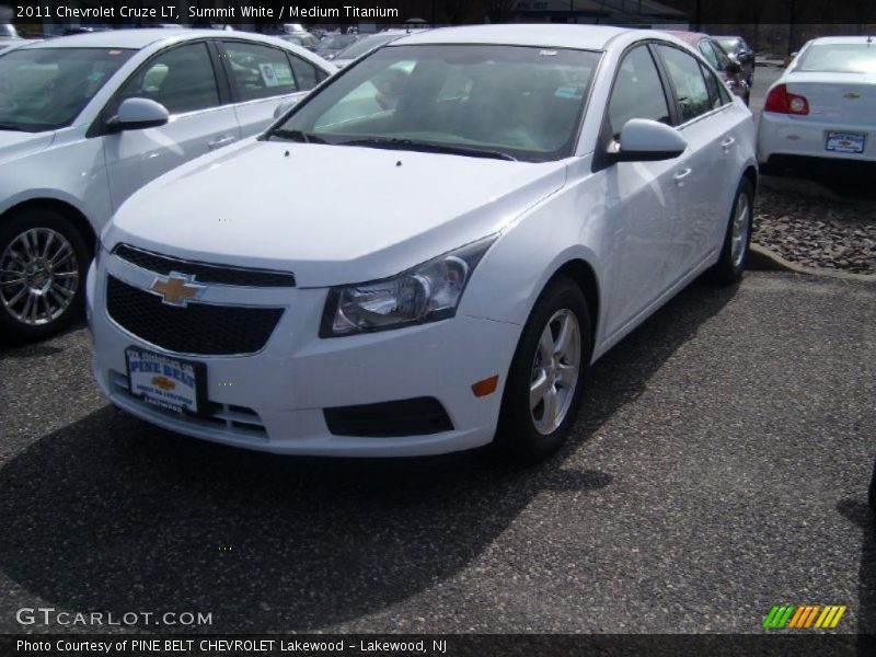 Summit White / Medium Titanium 2011 Chevrolet Cruze LT