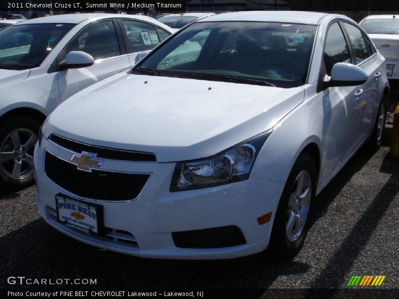 Summit White / Medium Titanium 2011 Chevrolet Cruze LT