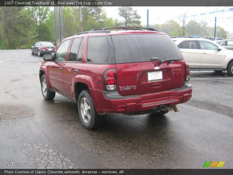 Red Jewel Tint Coat / Light Gray 2007 Chevrolet TrailBlazer LS
