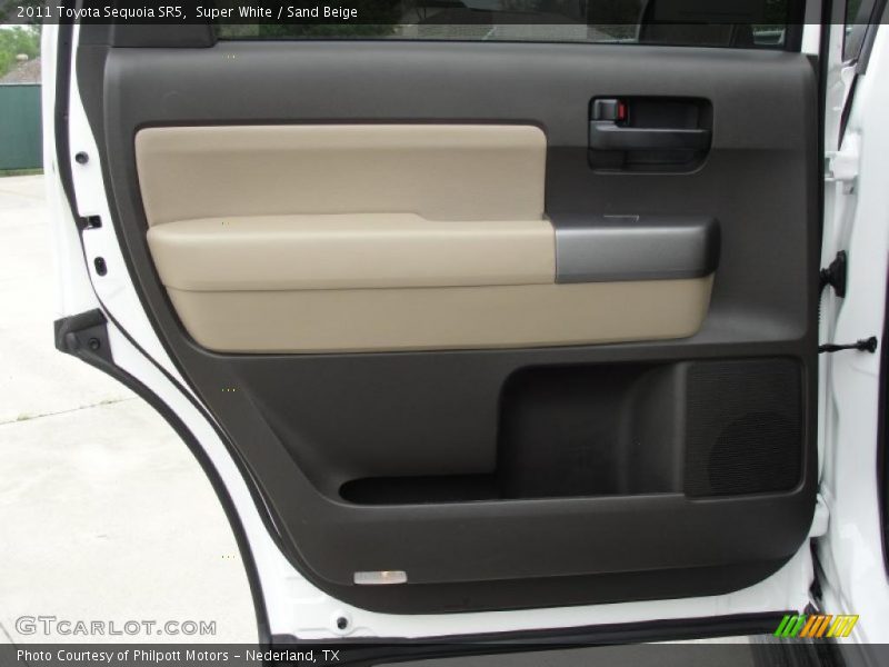 Super White / Sand Beige 2011 Toyota Sequoia SR5
