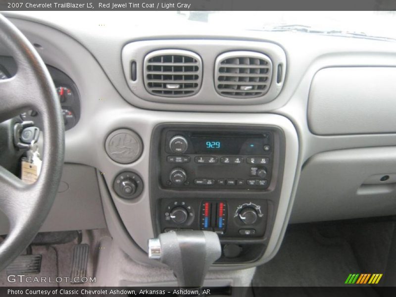 Red Jewel Tint Coat / Light Gray 2007 Chevrolet TrailBlazer LS