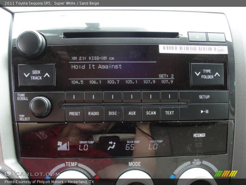 Super White / Sand Beige 2011 Toyota Sequoia SR5