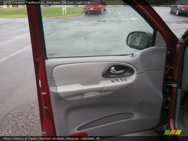 Red Jewel Tint Coat / Light Gray 2007 Chevrolet TrailBlazer LS