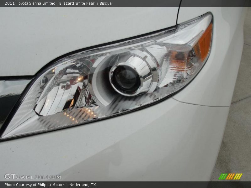 Blizzard White Pearl / Bisque 2011 Toyota Sienna Limited