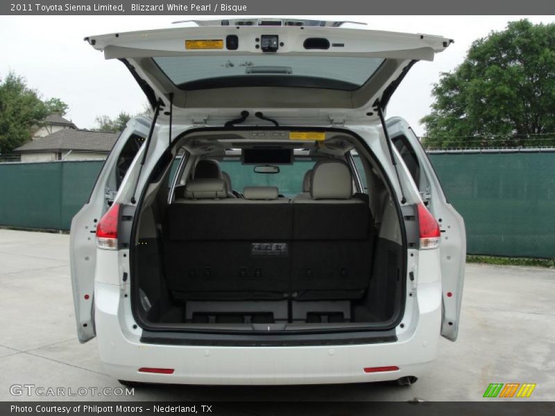 Blizzard White Pearl / Bisque 2011 Toyota Sienna Limited