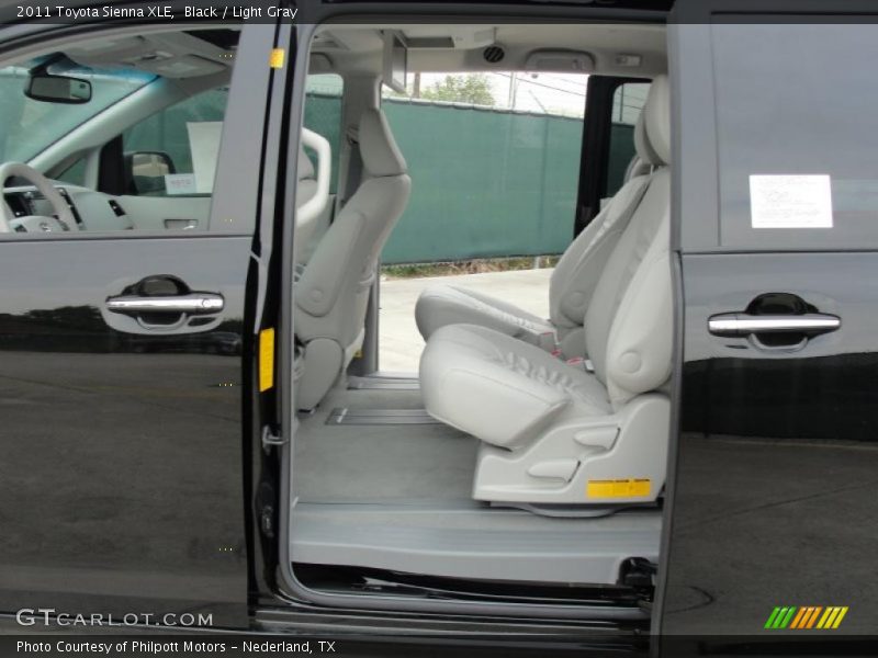  2011 Sienna XLE Light Gray Interior