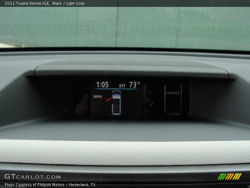 Black / Light Gray 2011 Toyota Sienna XLE