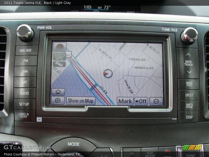 Navigation of 2011 Sienna XLE