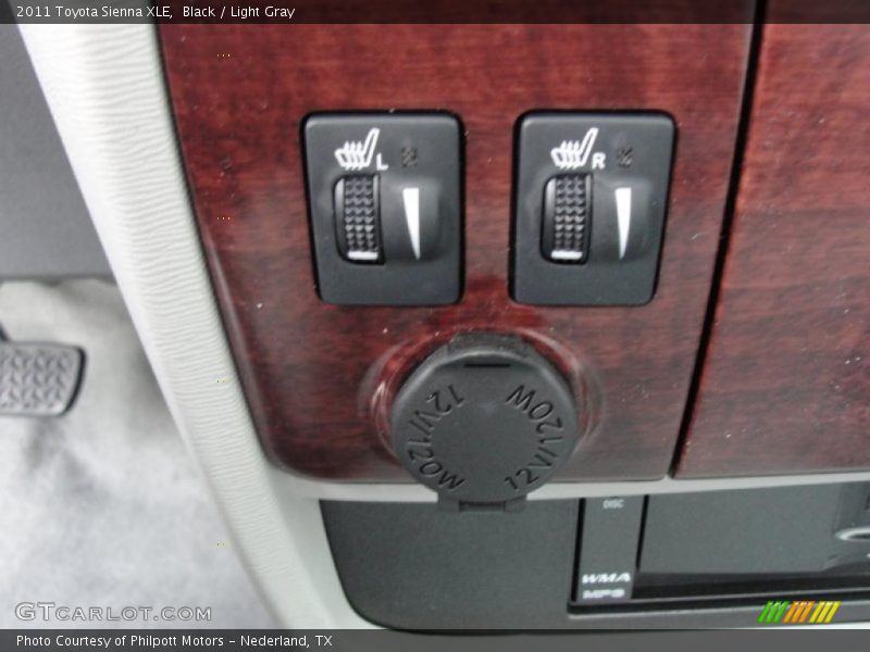 Black / Light Gray 2011 Toyota Sienna XLE