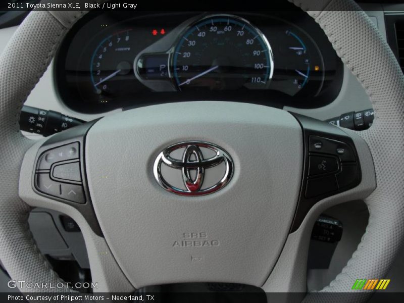 Black / Light Gray 2011 Toyota Sienna XLE