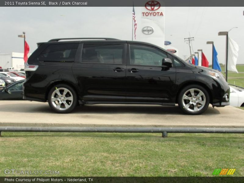 Black / Dark Charcoal 2011 Toyota Sienna SE