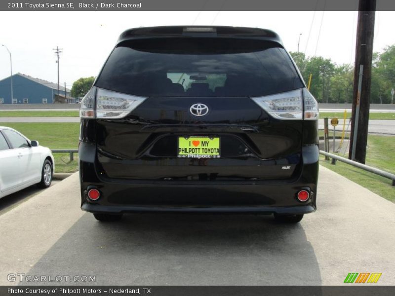 Black / Dark Charcoal 2011 Toyota Sienna SE
