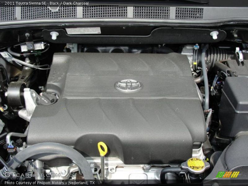 Black / Dark Charcoal 2011 Toyota Sienna SE