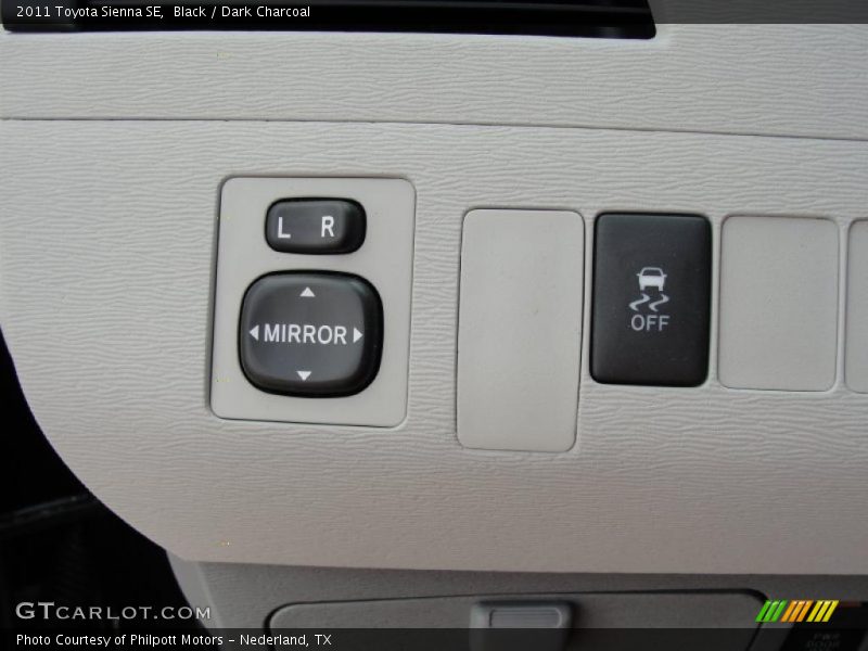Black / Dark Charcoal 2011 Toyota Sienna SE