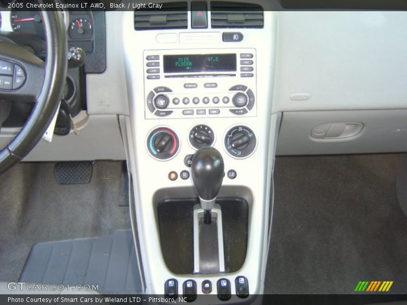 Black / Light Gray 2005 Chevrolet Equinox LT AWD