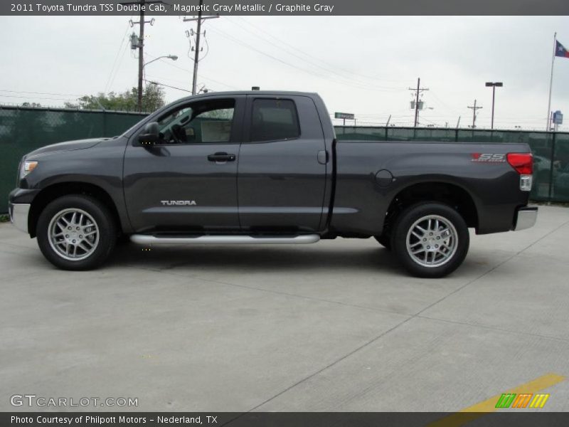 Magnetic Gray Metallic / Graphite Gray 2011 Toyota Tundra TSS Double Cab