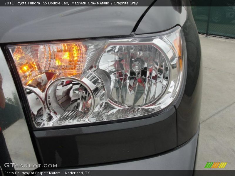 Magnetic Gray Metallic / Graphite Gray 2011 Toyota Tundra TSS Double Cab