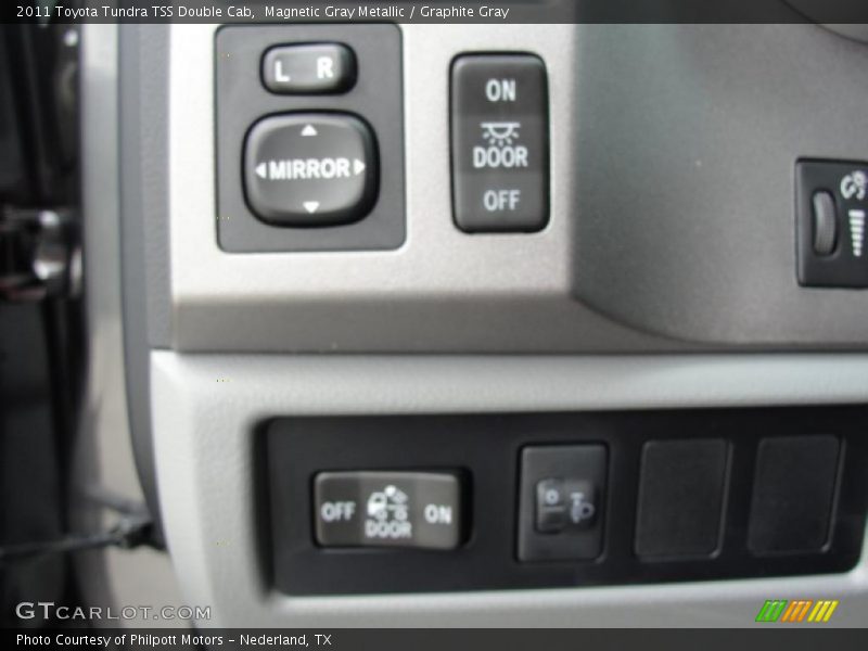 Magnetic Gray Metallic / Graphite Gray 2011 Toyota Tundra TSS Double Cab