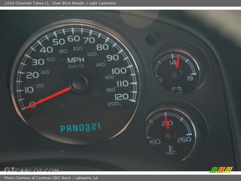 Silver Birch Metallic / Light Cashmere 2009 Chevrolet Tahoe LS