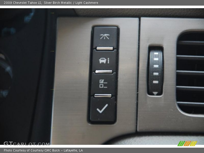 Silver Birch Metallic / Light Cashmere 2009 Chevrolet Tahoe LS