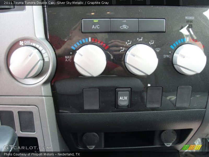 Silver Sky Metallic / Graphite Gray 2011 Toyota Tundra Double Cab