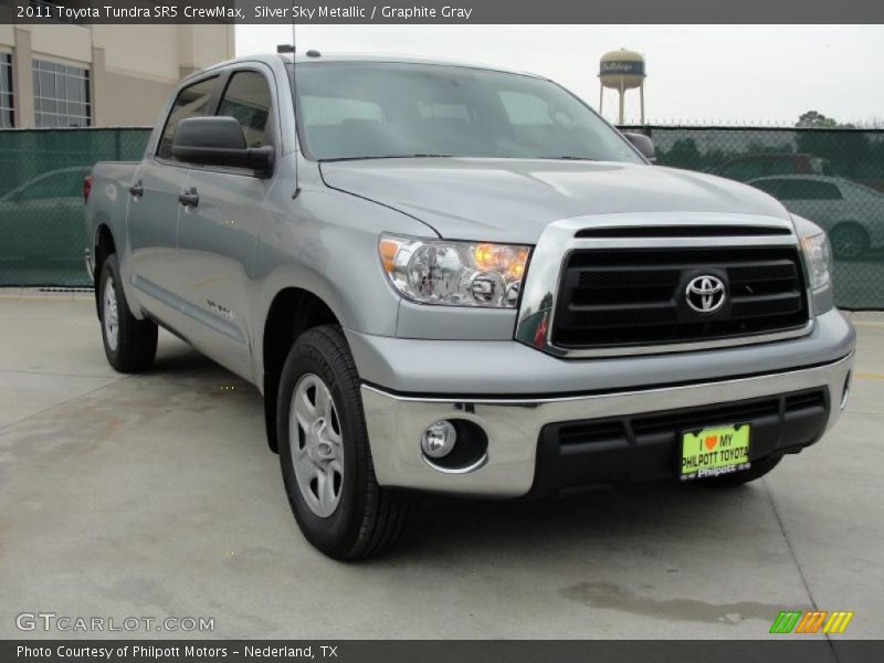 Silver Sky Metallic / Graphite Gray 2011 Toyota Tundra SR5 CrewMax