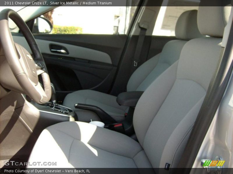 Silver Ice Metallic / Medium Titanium 2011 Chevrolet Cruze LT
