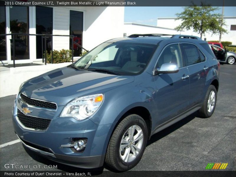 Front 3/4 View of 2011 Equinox LTZ