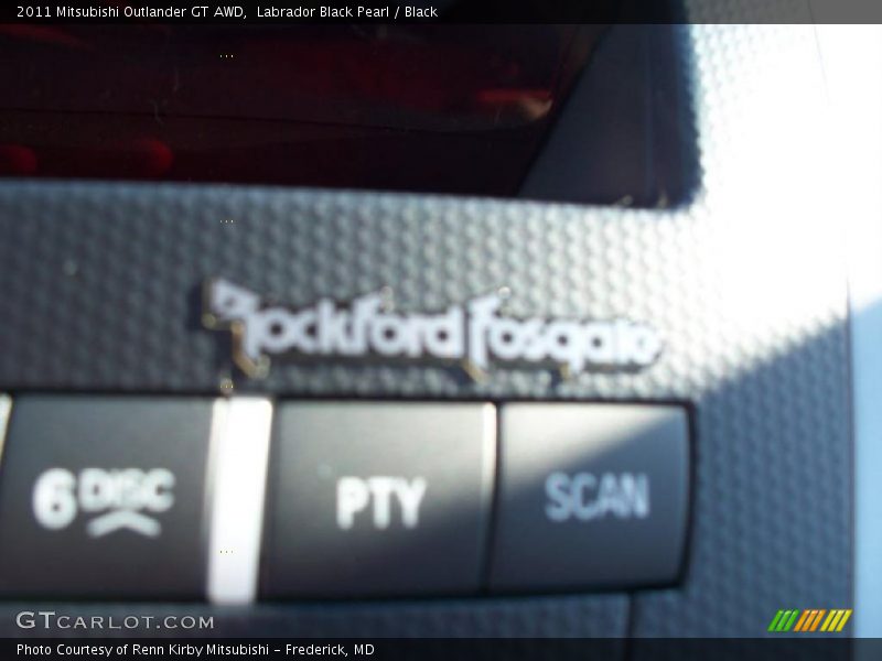 Labrador Black Pearl / Black 2011 Mitsubishi Outlander GT AWD