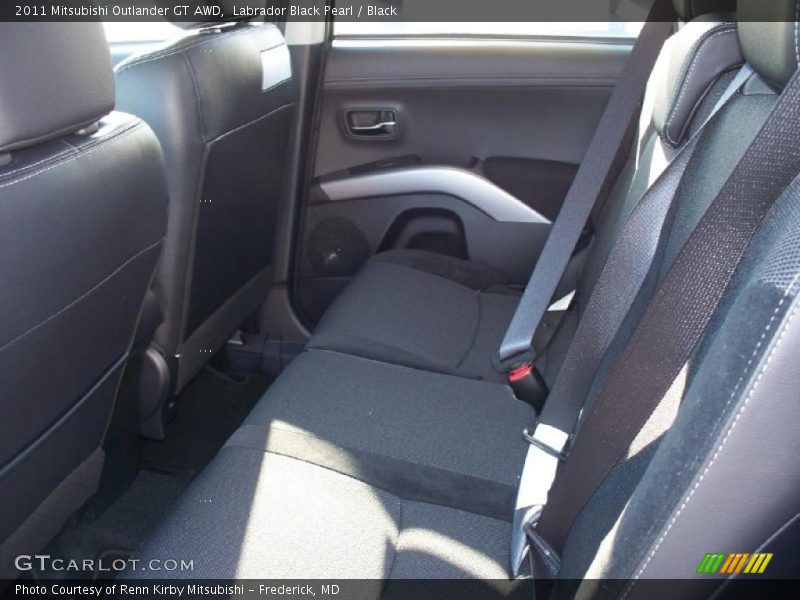 Labrador Black Pearl / Black 2011 Mitsubishi Outlander GT AWD