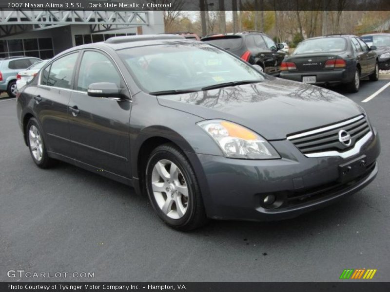 Front 3/4 View of 2007 Altima 3.5 SL