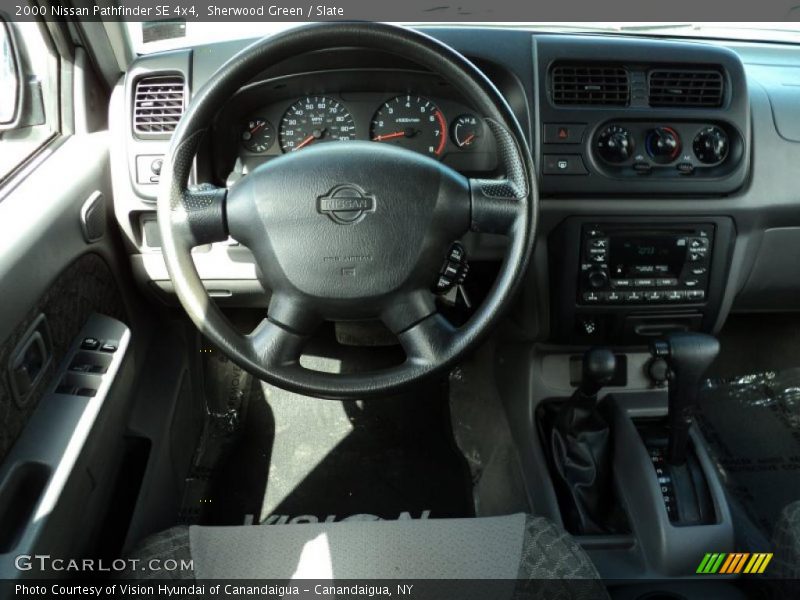 Sherwood Green / Slate 2000 Nissan Pathfinder SE 4x4