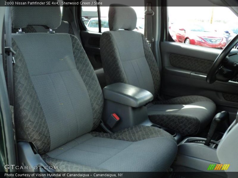  2000 Pathfinder SE 4x4 Slate Interior