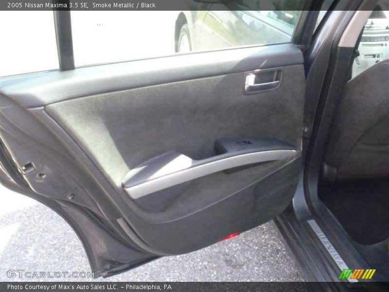 Smoke Metallic / Black 2005 Nissan Maxima 3.5 SE