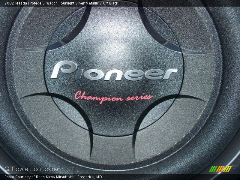 Sunlight Silver Metallic / Off Black 2002 Mazda Protege 5 Wagon
