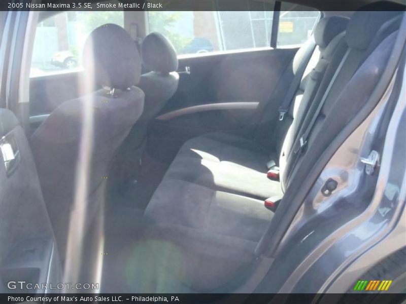 Smoke Metallic / Black 2005 Nissan Maxima 3.5 SE
