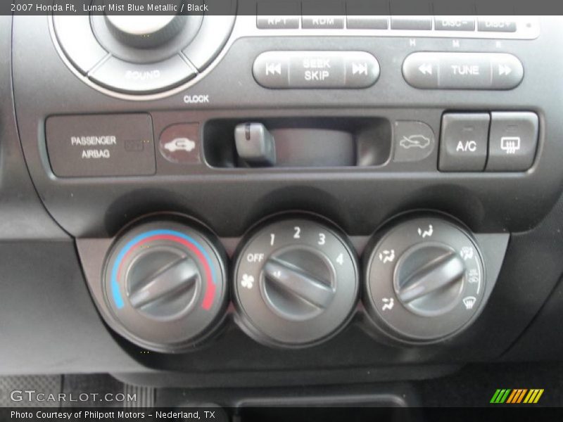 Controls of 2007 Fit 