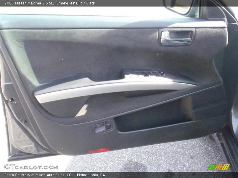 Smoke Metallic / Black 2005 Nissan Maxima 3.5 SE