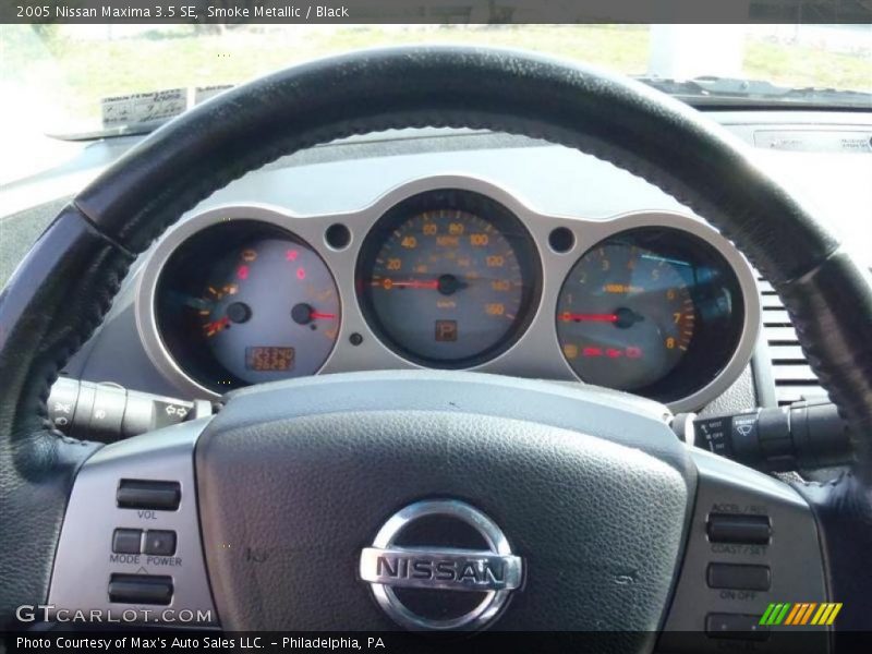 Smoke Metallic / Black 2005 Nissan Maxima 3.5 SE