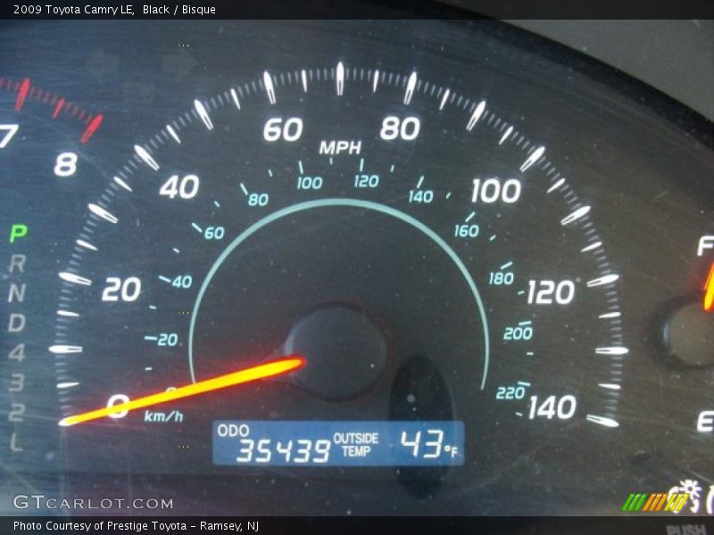 Black / Bisque 2009 Toyota Camry LE