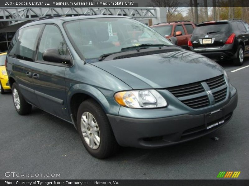 Magnesium Green Pearl / Medium Slate Gray 2007 Dodge Caravan SE