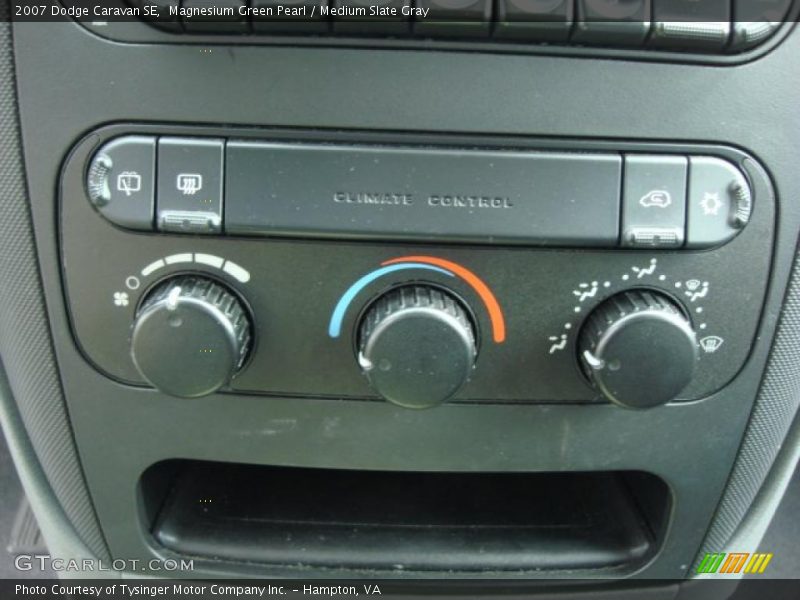 Controls of 2007 Caravan SE