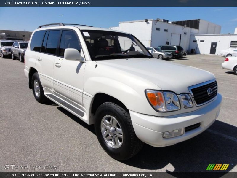 Front 3/4 View of 2001 LX 470