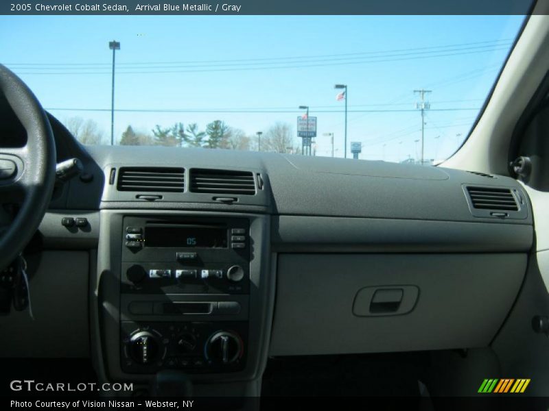 Arrival Blue Metallic / Gray 2005 Chevrolet Cobalt Sedan