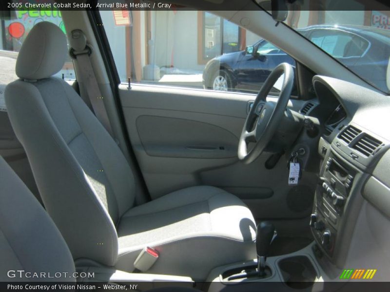 Arrival Blue Metallic / Gray 2005 Chevrolet Cobalt Sedan