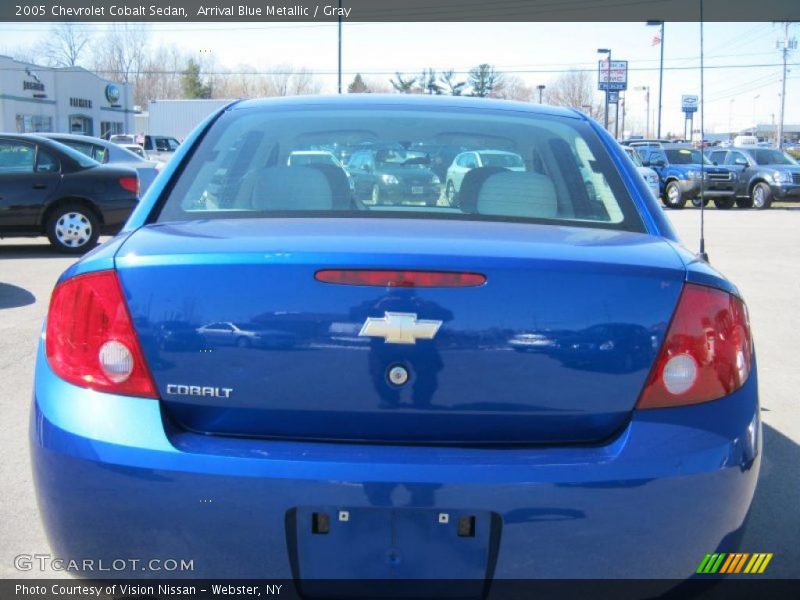 Arrival Blue Metallic / Gray 2005 Chevrolet Cobalt Sedan